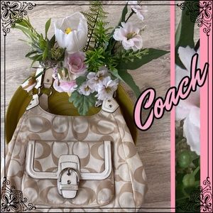 COACH F24742 Signature Hobo Silverlight